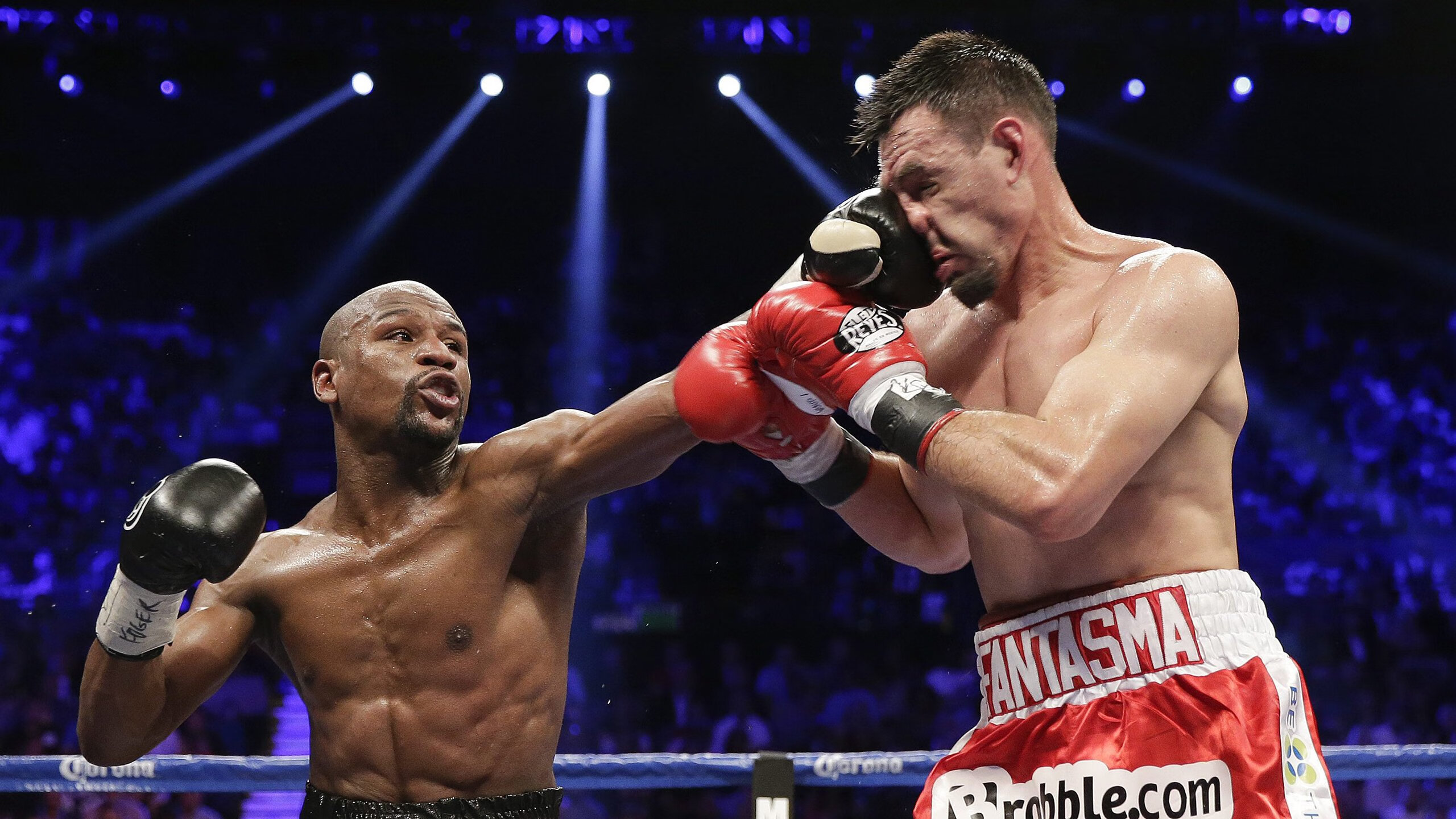 创纪录拳击手实现卫冕,创纪录拳击手实现卫冕冠军